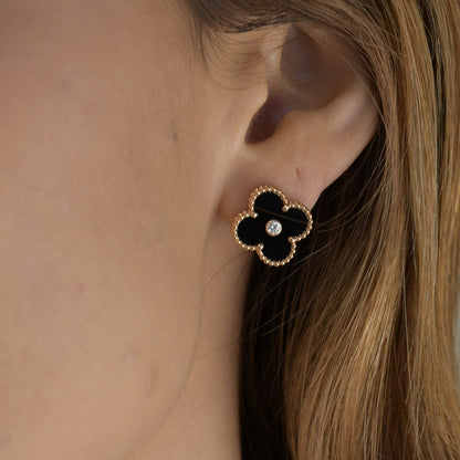 [Luna Brilliance]CLOVER MEDIUM 1 MOTIFS ONYX DIAMOND EARRINGS