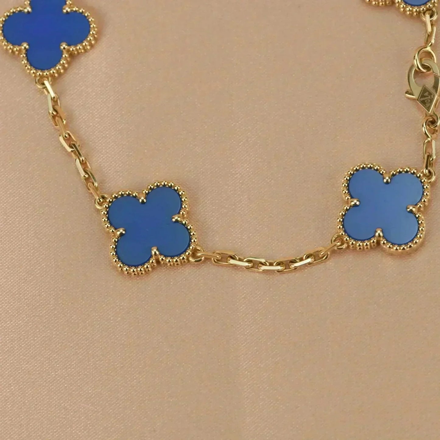 [Luna Brilliance]CLOVER 5 MOTIFS BLUE AGATE BRACELET