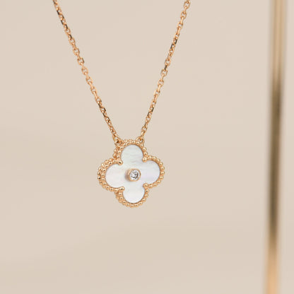 [Luna Brilliance]CLOVER 15MM DIAMOND WHITE FRITILLARIA NECKLACE
