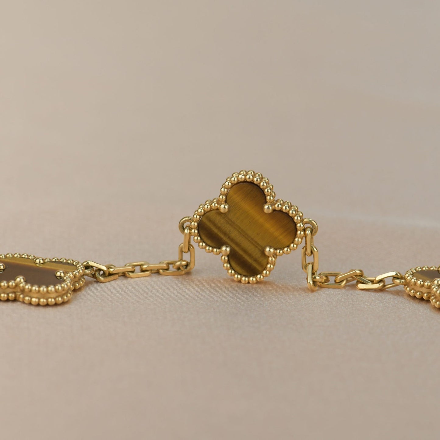 [Luna Brilliance]CLOVER  5 MOTIFS TIGER EYE BRACELET