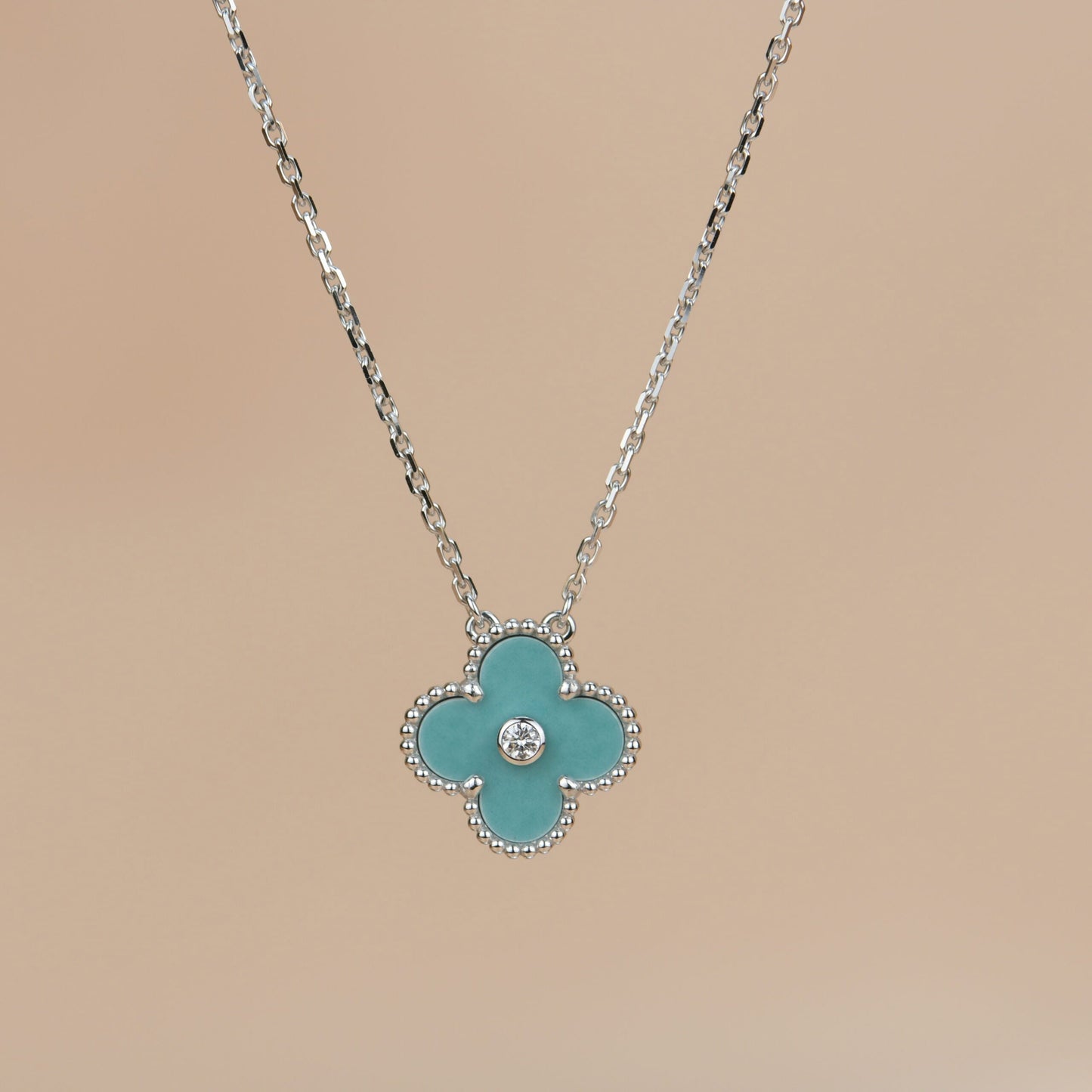 [Luna Brilliance]CLOVER 15MM DIAMOND SVRES PORCELAIN  NECKLACE SILVER