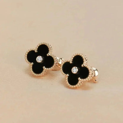 [Luna Brilliance]CLOVER MEDIUM 1 MOTIFS ONYX DIAMOND EARRINGS