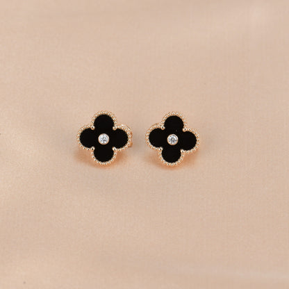 [Luna Brilliance]CLOVER MEDIUM 1 MOTIFS ONYX DIAMOND EARRINGS