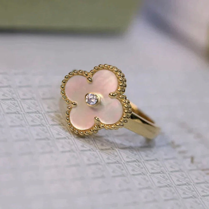 [Luna Brilliance]CLOVER PINK MOP RING GOLD DIAMOND