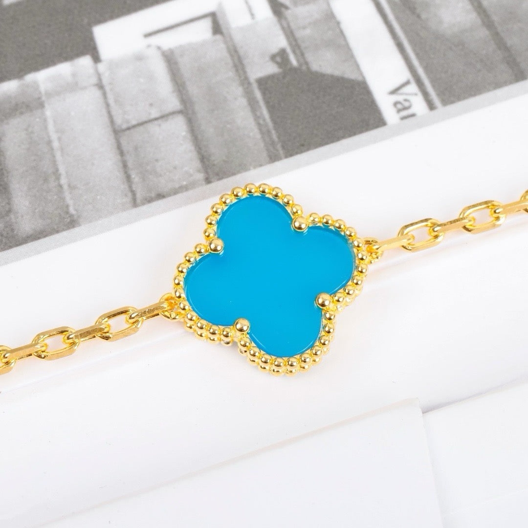 [Luna Brilliance]CLOVER 5 MOTIFS TURQUOISE BRACELET