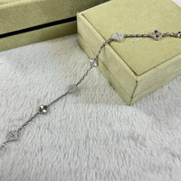 [Luna Brilliance]CLOVER 6 MOTIF DIAMOND LASER BRACELET