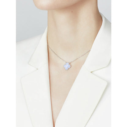 [Luna Brilliance]CLOVER 15MM BLUE CHALCEDONY NECKLACE SILVER
