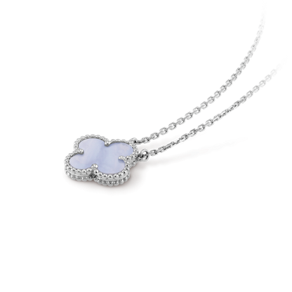 [Luna Brilliance]CLOVER 15MM BLUE CHALCEDONY NECKLACE SILVER