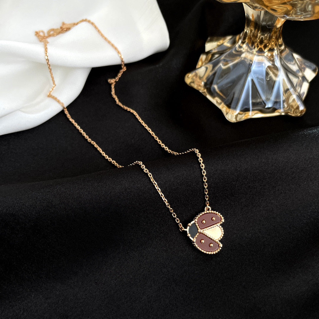[Luna Brilliance]LUCKY  CARNELIANS LADYBUG NECKLACE