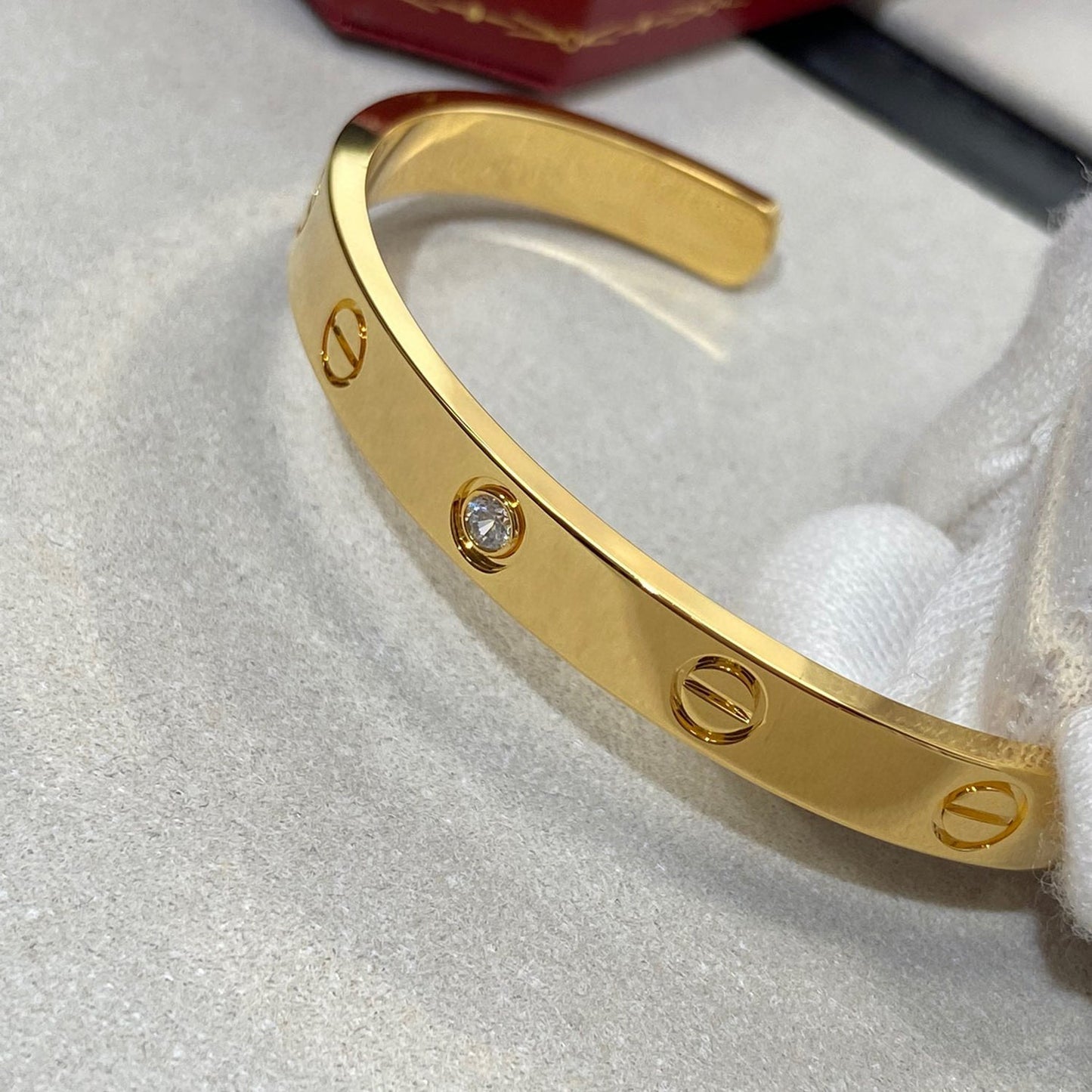 [Luna Brilliance]LOVE BRACELET 6.1MM 1 DIAMOND OPEN CUFF