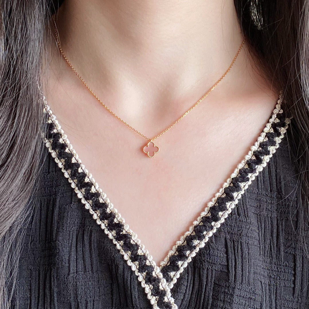 [Luna Brilliance]CLOVER 15MM PINK MOTHER-OF-PEARL SINGLE FLOWER NECKLACE