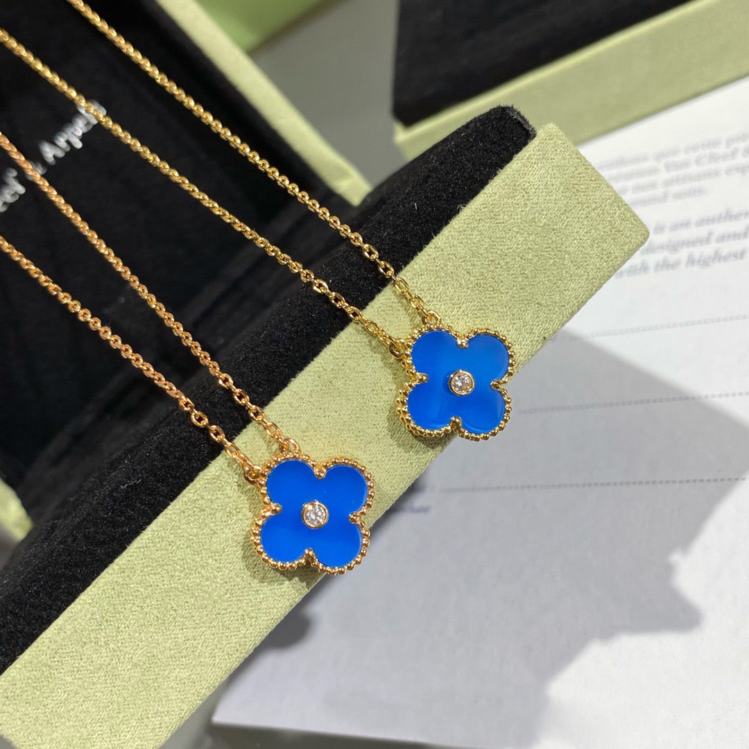 [Luna Brilliance]CLOVER 15MM DIAMOND AND BLUE AGATE NECKLACE
