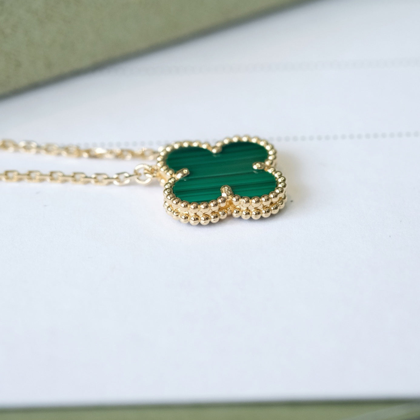[Luna Brilliance]CLOVER 15MM MALACHITE SINGLE FLOWER  NECKLACE