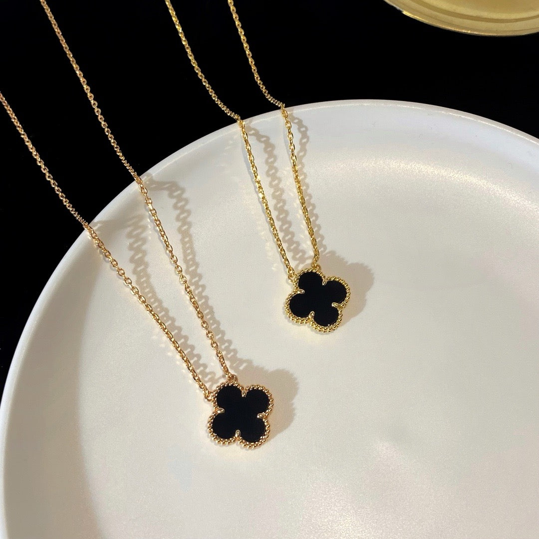 [Luna Brilliance]CLOVER 15MM BLACK ONYX SINGLE FLOWER NECKLACE