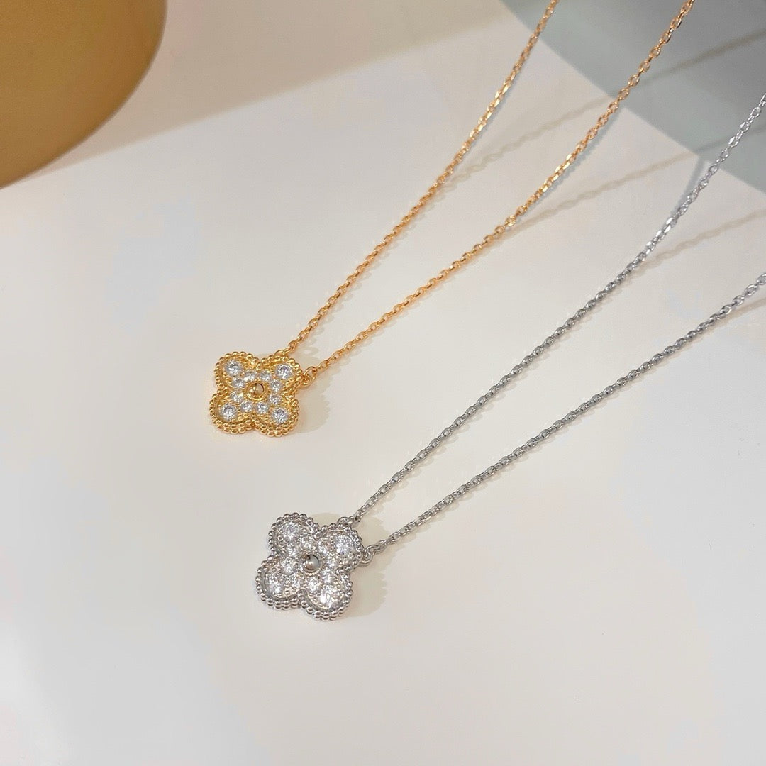 [Luna Brilliance]CLOVER 15MM DIAMOND SINGLE FLOWER NECKLACE