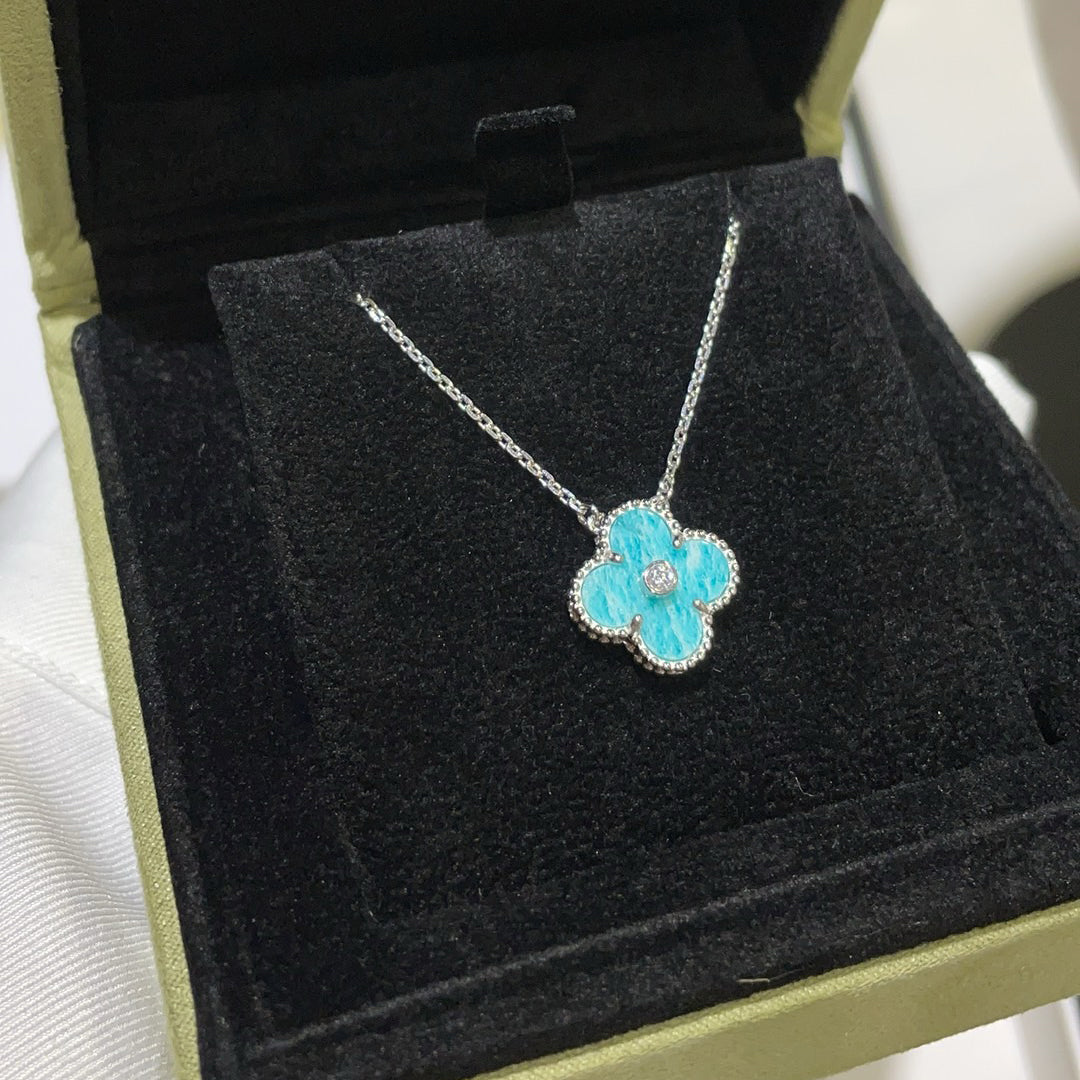 [Luna Brilliance]CLOVER 15MM DIAMOND SVRES PORCELAIN  NECKLACE SILVER
