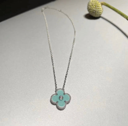[Luna Brilliance]CLOVER 1 DIAMOND LIGHT BLUE SILVER NECKLACE