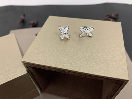 [Luna Brilliance]JEUX DE WHITE MOP SILVER DIAMOND EARRINGS
