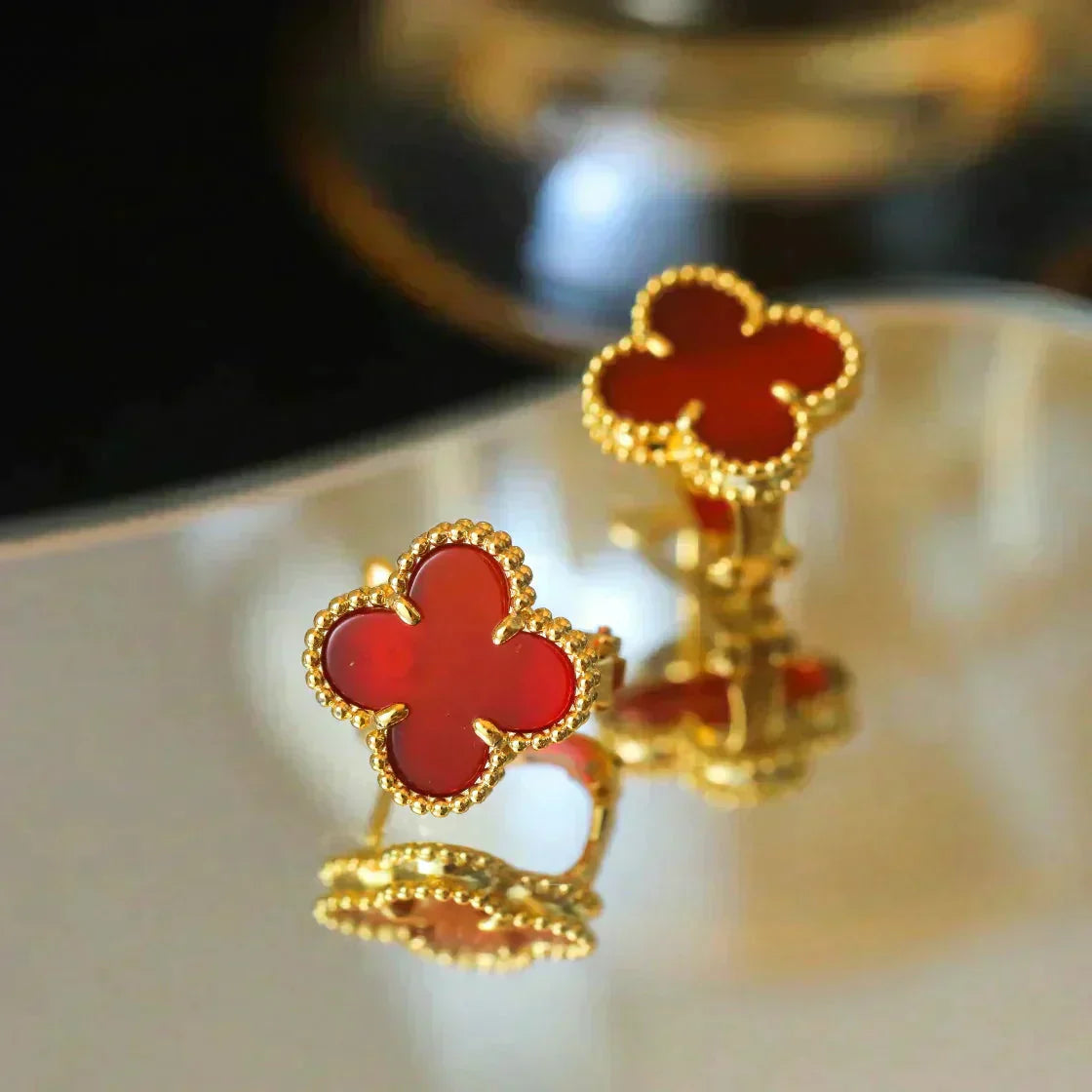 [Luna Brilliance]CLOVER MEDIUM 1 MOTIFS CARNELIAN  EARRINGS