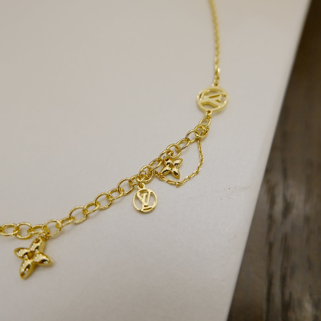 [Luna Brilliance]BLOOMING SUPPLE NECKLACE BRASS