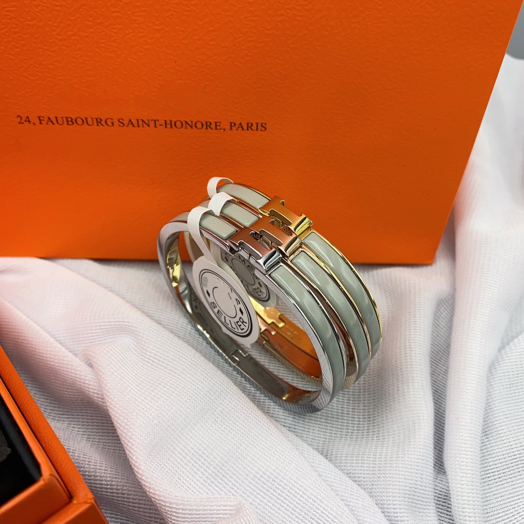 [Luna Brilliance]CLASSIC HM CLIC GREEN 8MM ENAMEL BRACELET