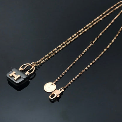 [Luna Brilliance]WOMEN'S HM AMULETTES CONSTANCE PENDANT NECKLACE