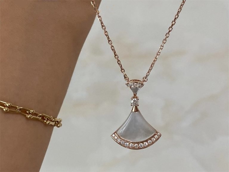 [Luna Brilliance]DREAM NECKLACE MOP PINK GOLD DIAMOND