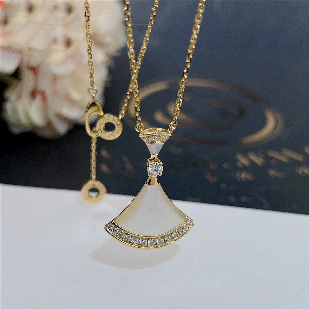 [Luna Brilliance]DREAM NECKLACE MOP GOLD DIAMOND