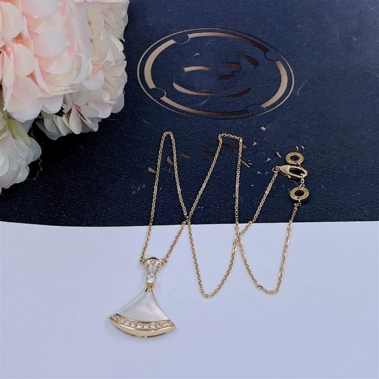 [Luna Brilliance]DREAM NECKLACE MOP GOLD DIAMOND