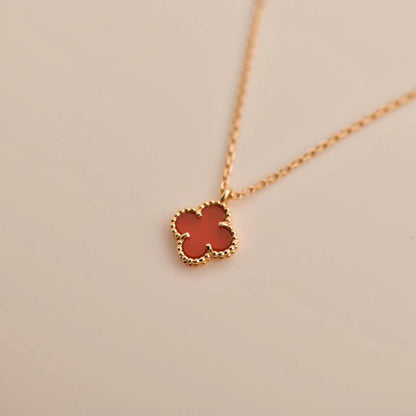 [Luna Brilliance]CLOVER MINI 9.5MM WHITE CARNELIANS NECKLACE