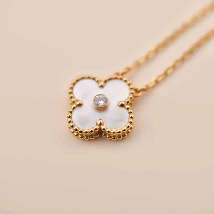 [Luna Brilliance]CLOVER 15MM DIAMOND WHITE FRITILLARIA NECKLACE