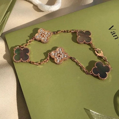 [Luna Brilliance]CLOVER 5 MOTIF GRAY MOP DIAMOND BRACELET