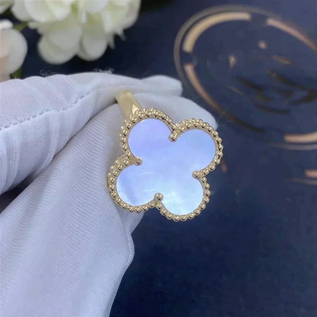 [Luna Brilliance]CLOVER WHITE MOP RING