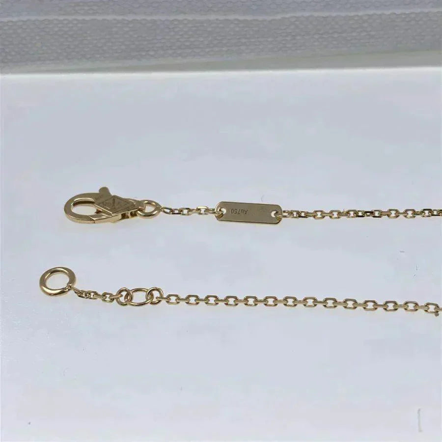 [Luna Brilliance]CLOVER  CARNELIAN SINGLE FLOWER BRACELET