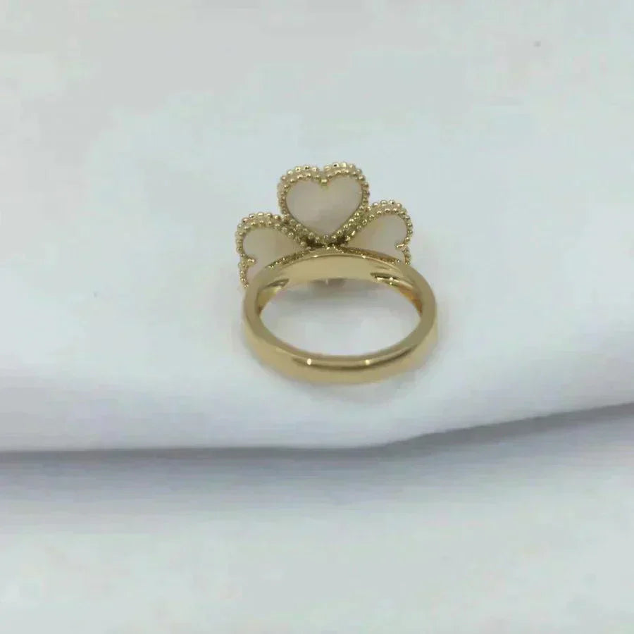 [Luna Brilliance]SWEET CLOVER WHITE MOP RING