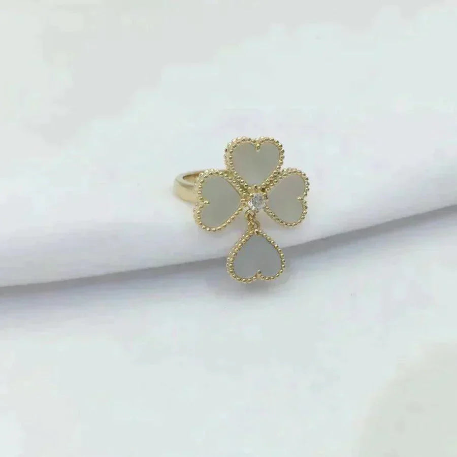 [Luna Brilliance]SWEET CLOVER WHITE MOP RING