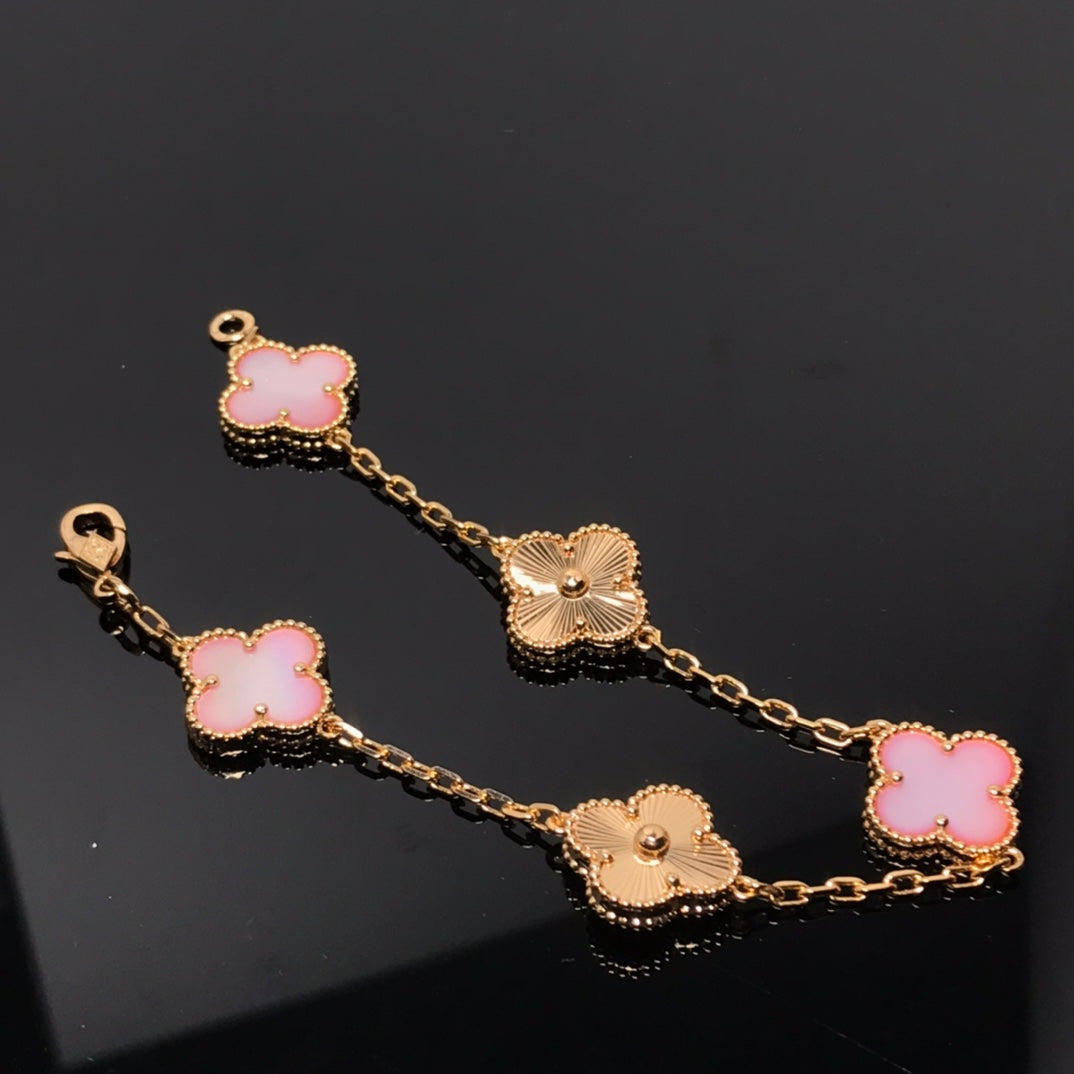 [Luna Brilliance]CLOVER BRACELET 5 MOTIF PINK AND PINK GOLD