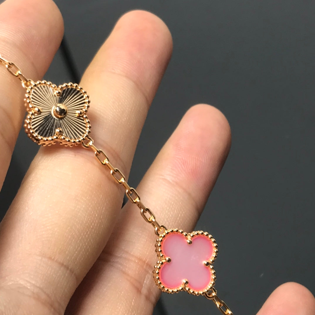 [Luna Brilliance]CLOVER BRACELET 5 MOTIF PINK AND PINK GOLD