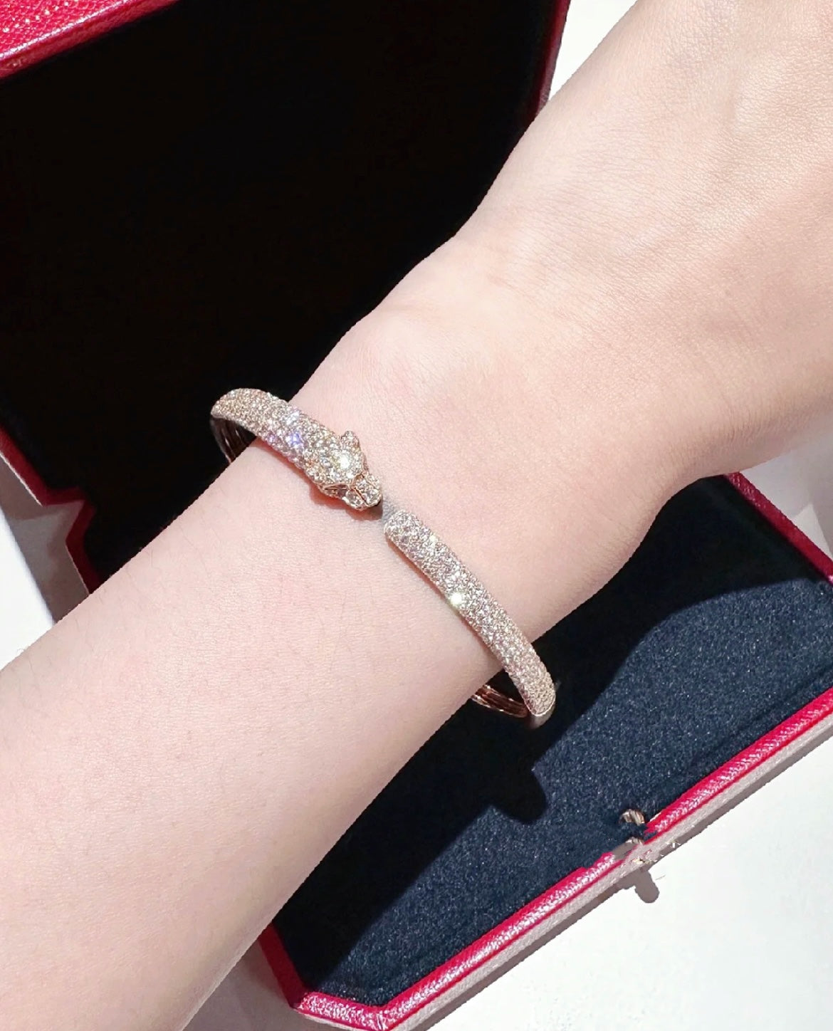 [Luna Brilliance]PANTHERE FULL DIAMOND OPEN BRACELET