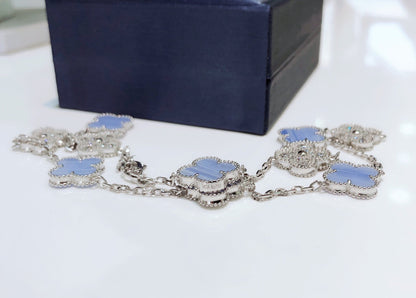 [Luna Brilliance]CLOVER 10 MOTIFS CHALCEDONY DIAMONDS SILVER NECKLACE