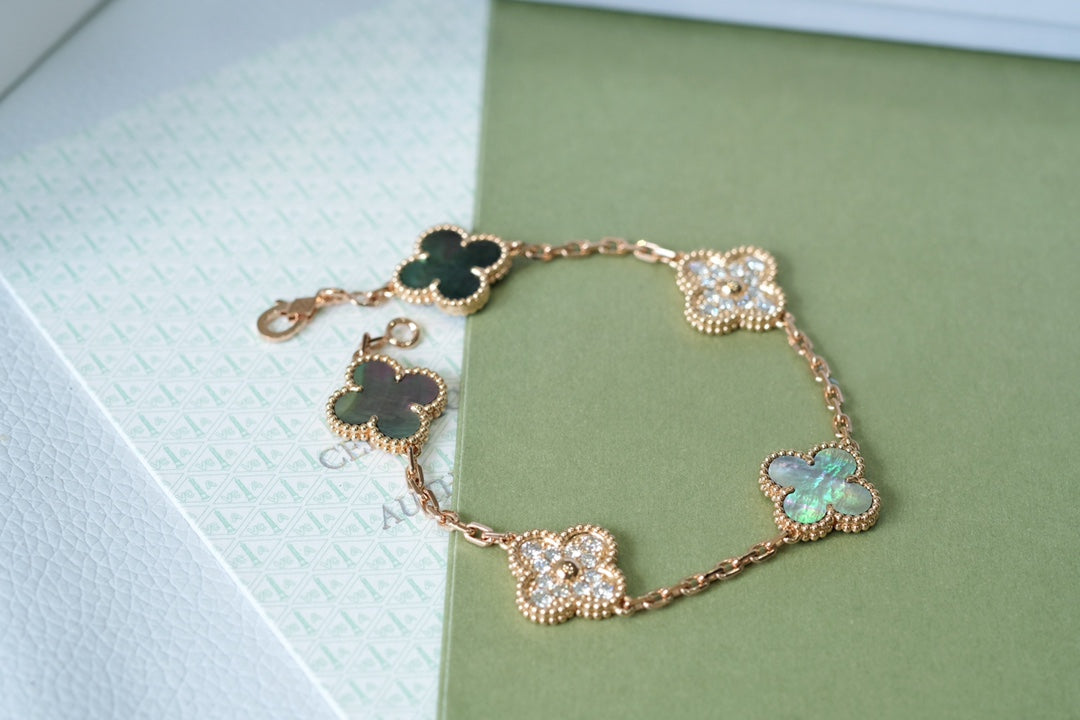 [Luna Brilliance]CLOVER 5 MOTIFS DARK MOP AND DIAMONDS PINK GOLD BRACELET